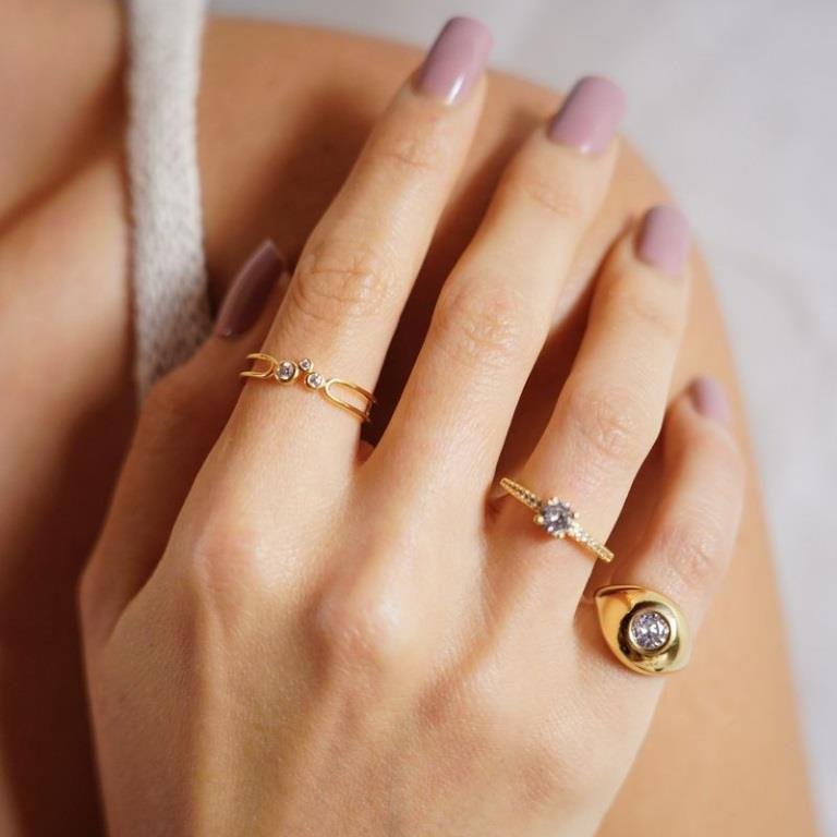 Anel Dedo Mínimo Zircônia Redonda