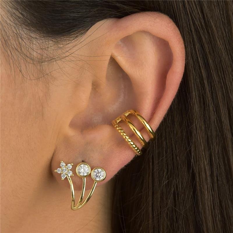 Brinco Três Fios Pontos Luz e Florzinha