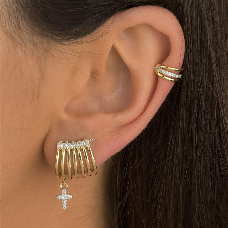 Brinco Gancho Em Linhas e Cruz