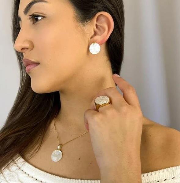 Brinco Redondo Mosaico Madrepérola