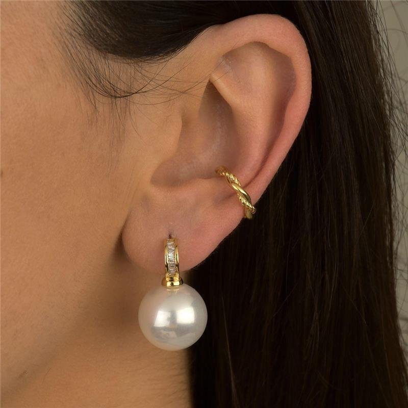 Brinco Pérola e Aste Cravejada