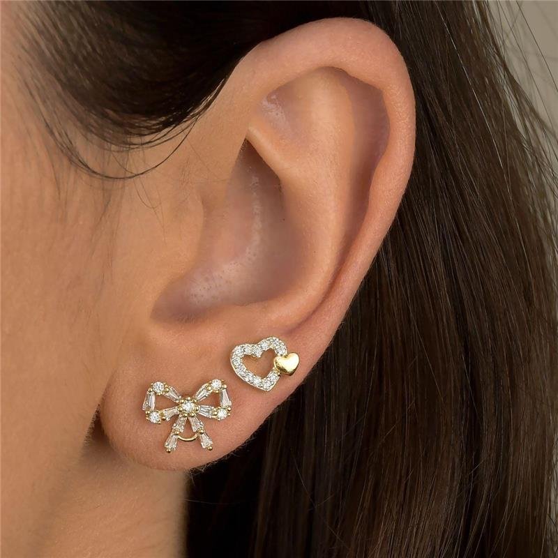 Brinco Laço Cravejado