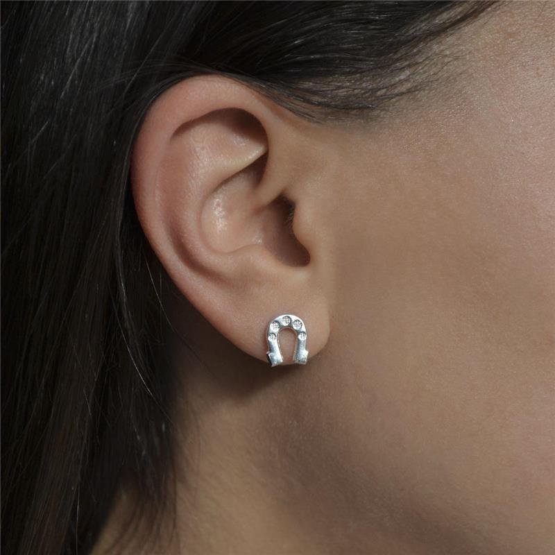 Brinco Prata Leve Ferradura 