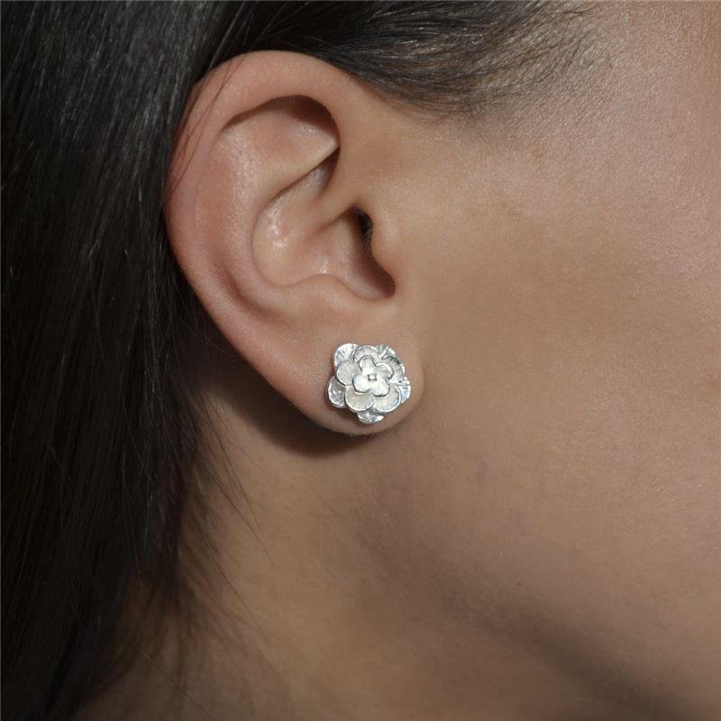Brinco Prata Leve Flor G