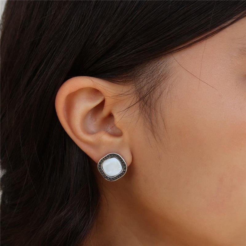 Brinco Envelhecido Madrepérola Quadrado