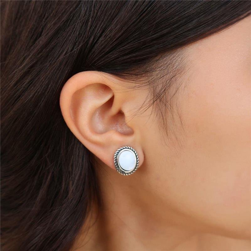 Brinco Envelhecido Madrepérola Oval