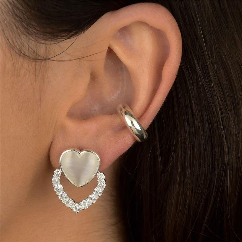 Brinco Prata Leve Corações Madrepérola