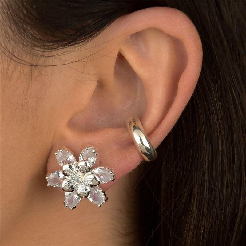Brinco Prata Leve Flor de Zircônias