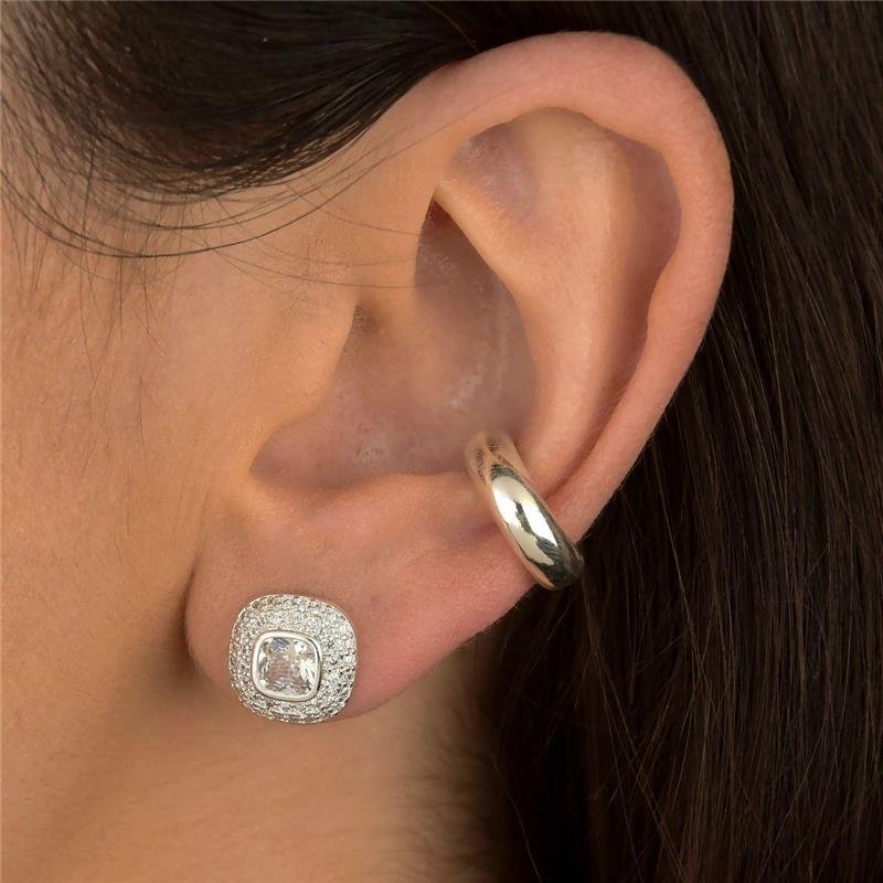 Brinco Prata Leve Quadrado Cravejado