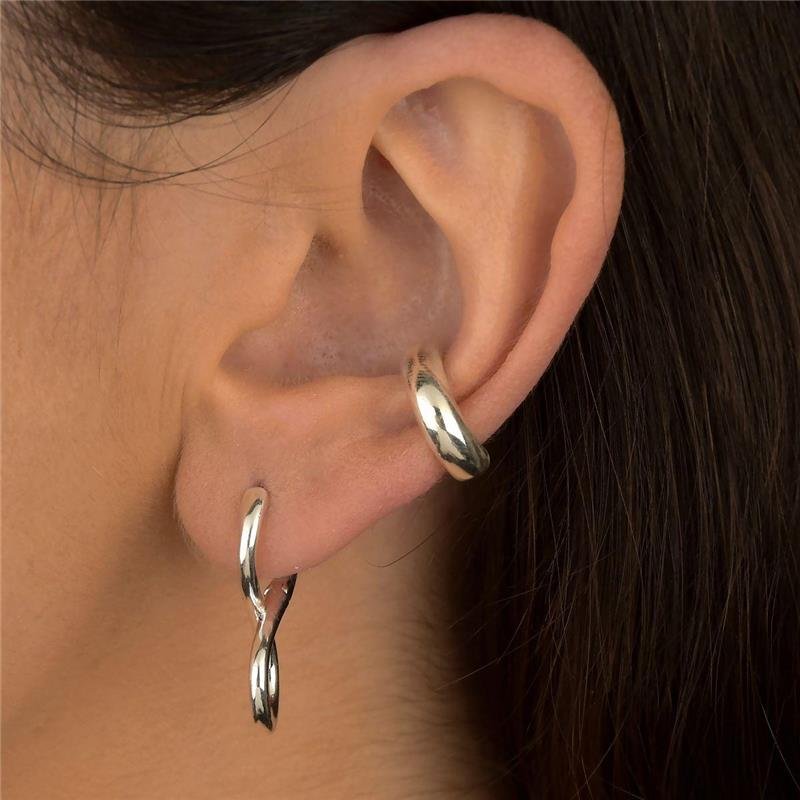 Brinco Prata Leve Infinito