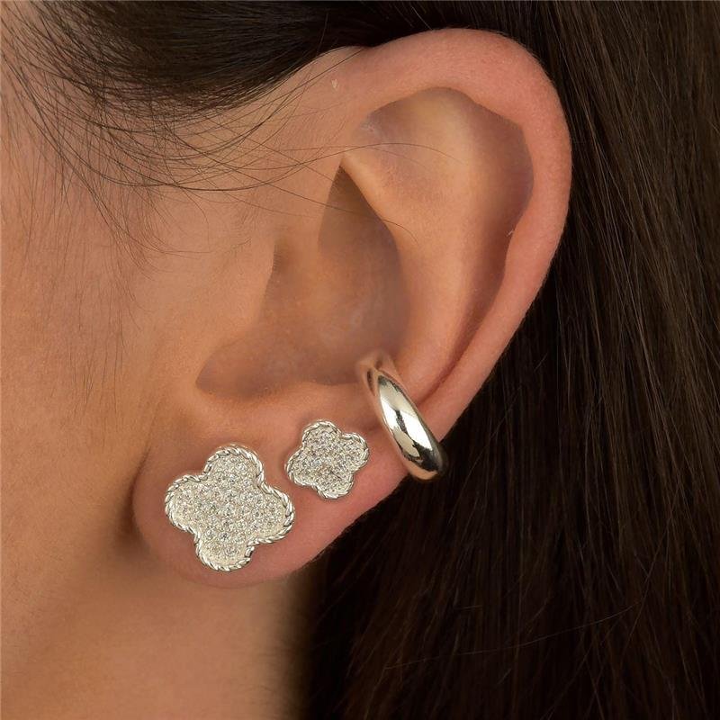 Brinco Prata Leve Duplo Trevo 1º e 2º Furo