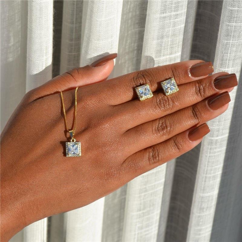 Conjunto Quadrado Zircônia Cristal 