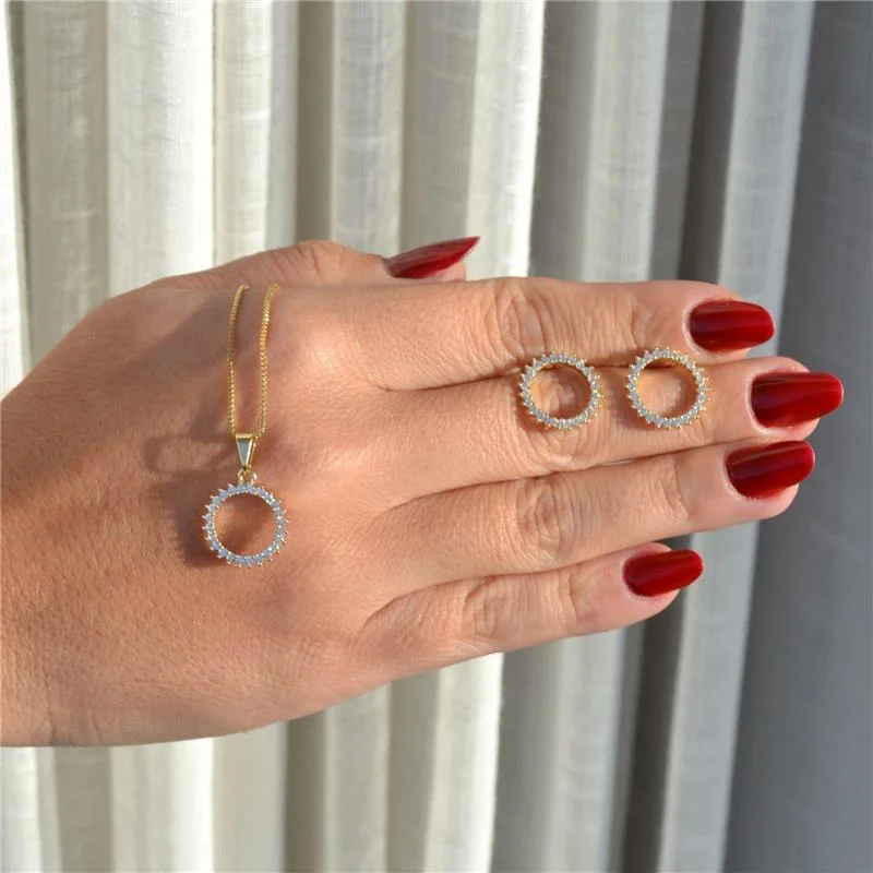 Conjunto Redondo Cravejado