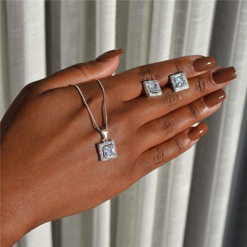 Conjunto Prata Leve Quadrado