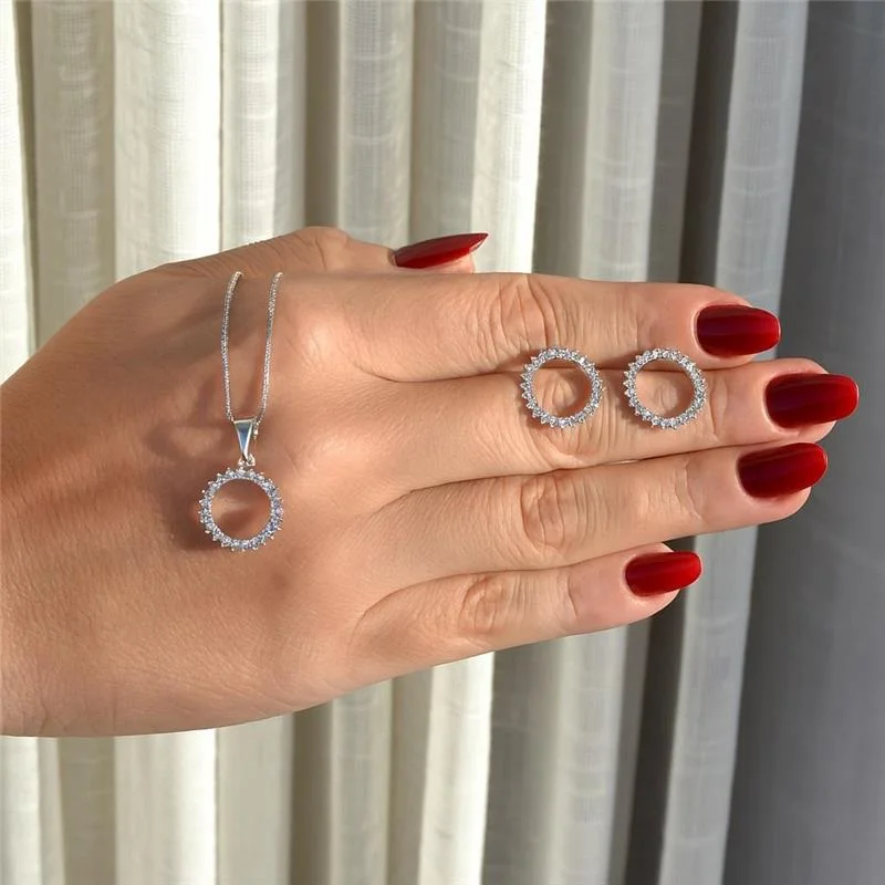 Conjunto Prata Leve Redondo Cravejado