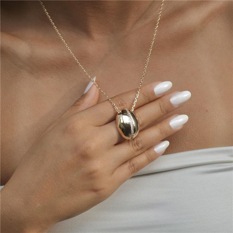 Colar Pingente Oval Cravejado