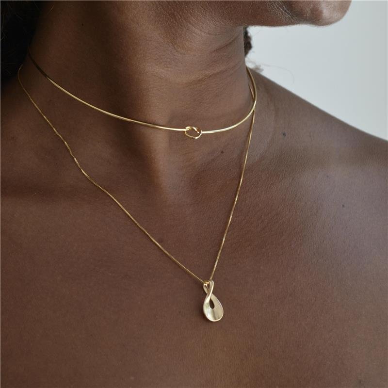 Colar Gota Entrelaçada