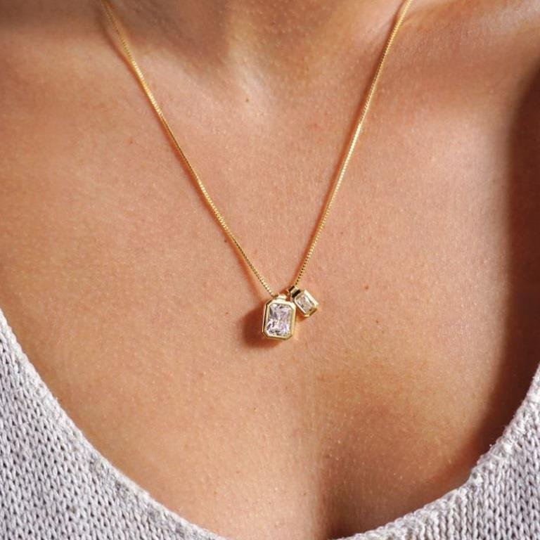 Colar Quadrado Duplo Zicônias