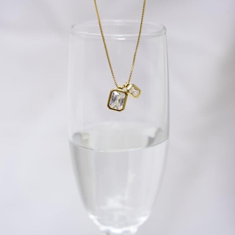 Colar Quadrado Duplo Zicônias