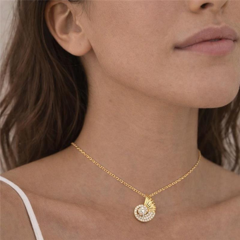 Colar Concha Mar em Movimento