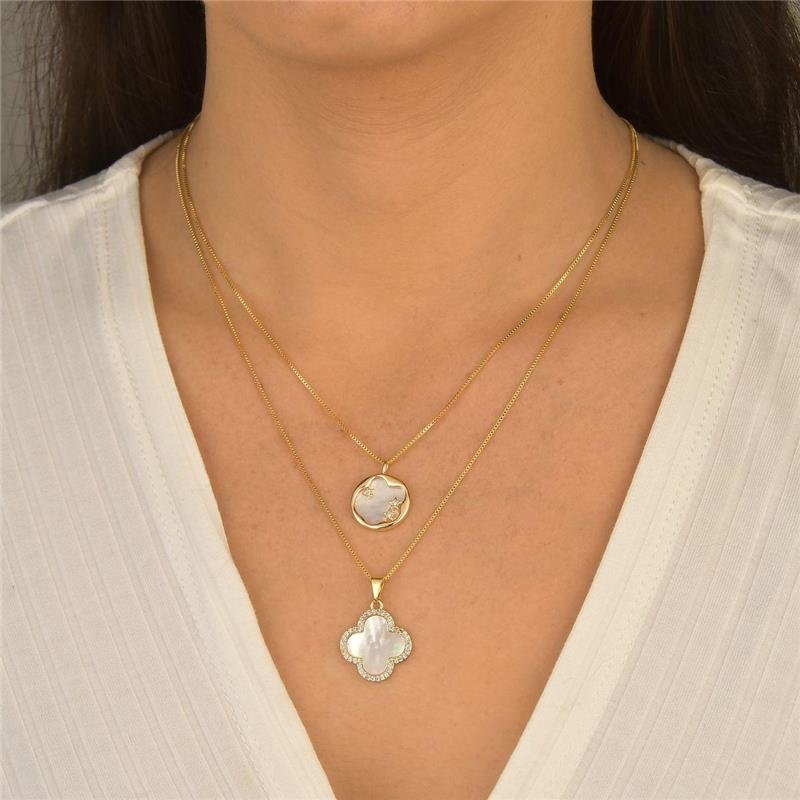 Colar Inspired Madrepérola e Trevo