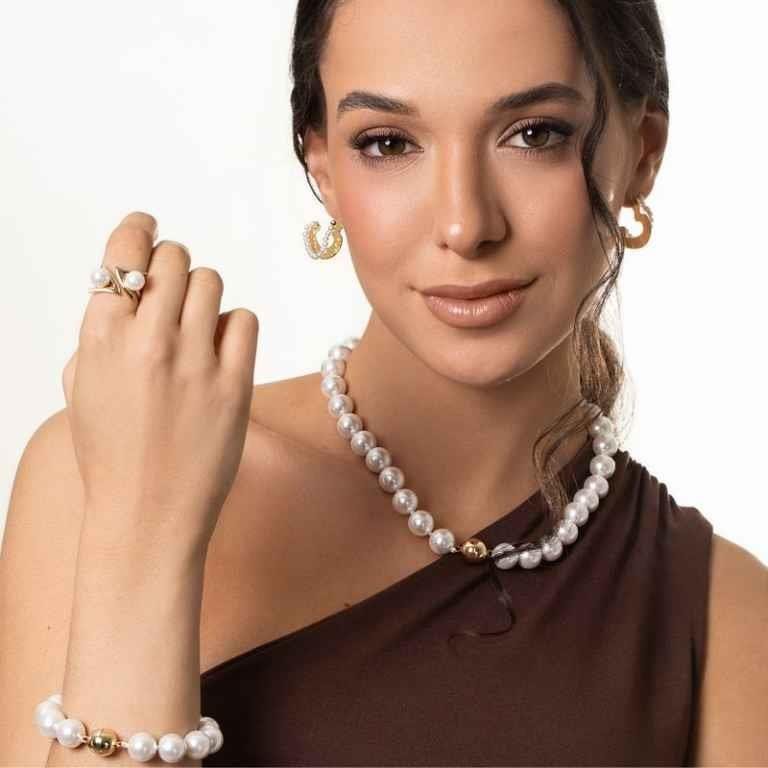Colar de Pérolas Maxi
