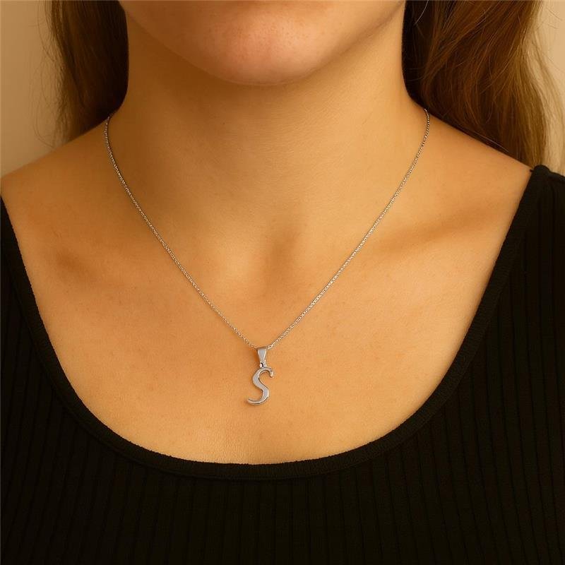 Colar Prata Leve Pingente letra S