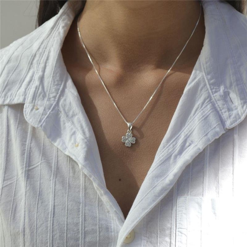 Colar Prata Leve Trevo Corações