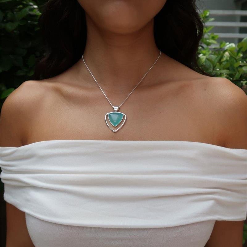 Colar Prata Leve Ágata Azul Céu Triângulo Vazado