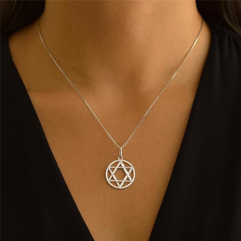 Colar Prata Leve Estrela de Davi