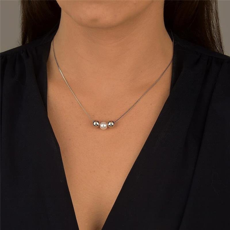 Colar Prata Leve Bolinhas e Pérola
