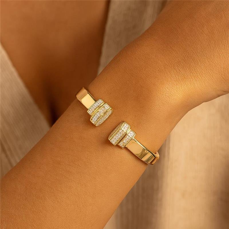 Bracelete Luxo Cravejado