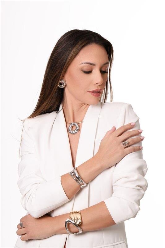 Bracelete Luxo Acessível Dual Curvas 