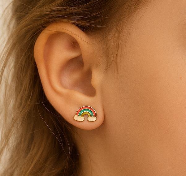 Brinco Infantil Arco Íris e Nuvem