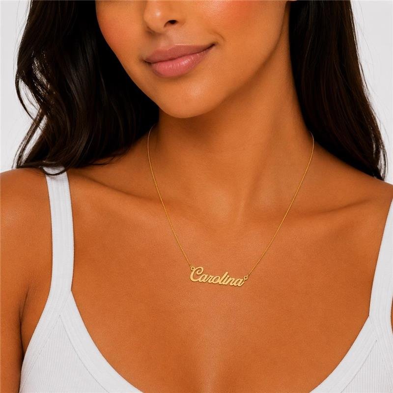 Gargantilha Personalizada Nome Carolina